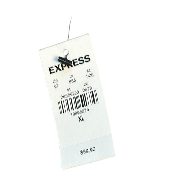 Express Leopard print V Neck Blouse, NWT Size XL - Picture 5 of 8